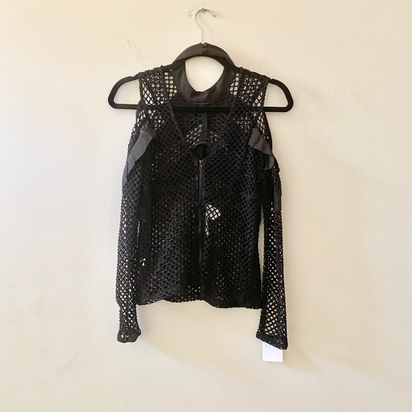 Self-Portrait | Cold shoulder ruffle black top - Picture 9 of 9